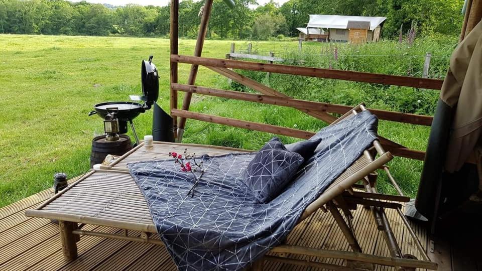 Glamping des 2 Marguerites Hotel Bazoches-au-Houlme Bagian luar foto